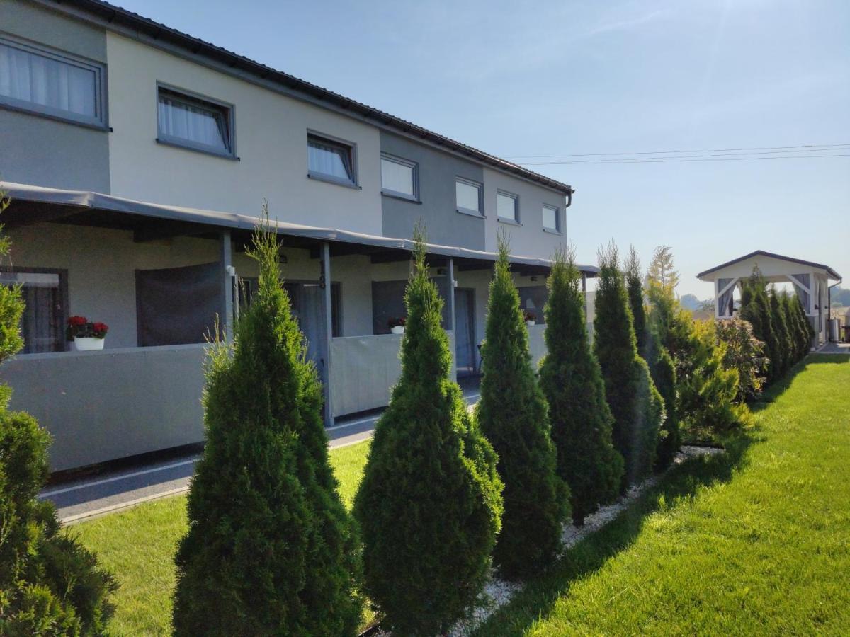 Aurora Ustka-Przewloka Aparthotel Exterior photo
